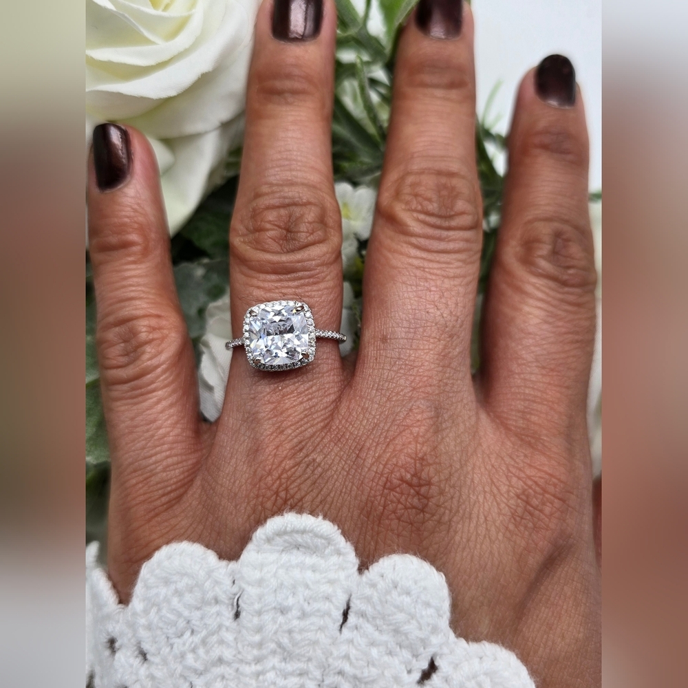🥰 MINA ENGAGEMENT RING - Picture 6 of 9